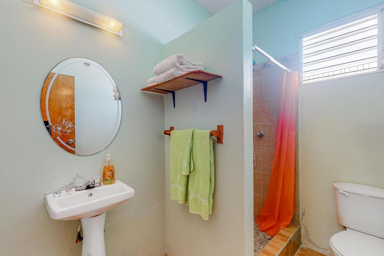 De Real Macaw Apartment Caye Caulker Bagian luar foto